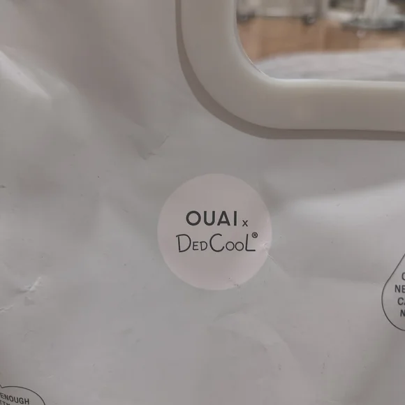 DedCool X OUAI Vegan Laundry DEDtergent Clean Non-Toxic Melrose Place 64oz New - Picture 6 of 6
